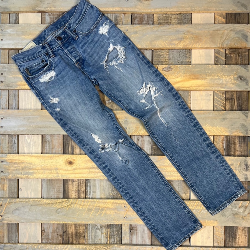 EUC [A&F] VNTG Destroyed Straight Skinny Trashed Blue Jeans | Men's 28X30 Small